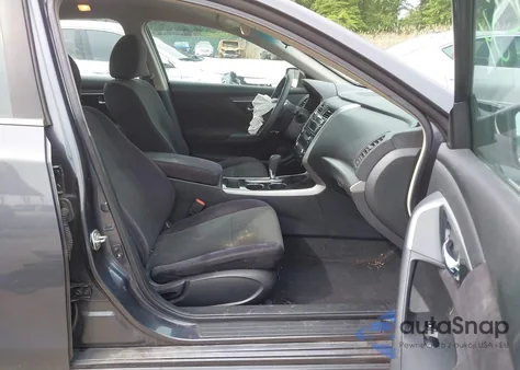 2013 Nissan Altima 2.5 z USA, uszkodzony, nr VIN 1N4AL3AP1DC145910